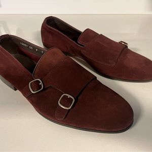 Dark maroon double monk Santoni loafer. Worn once.
